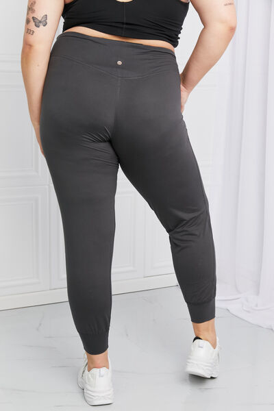 Full Size Pocketed High Waist Leggings