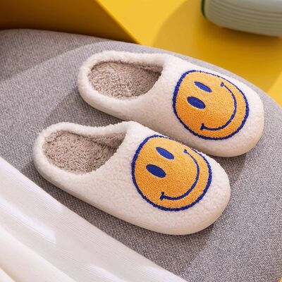 Melody Vanilla Smiley Face Slippers